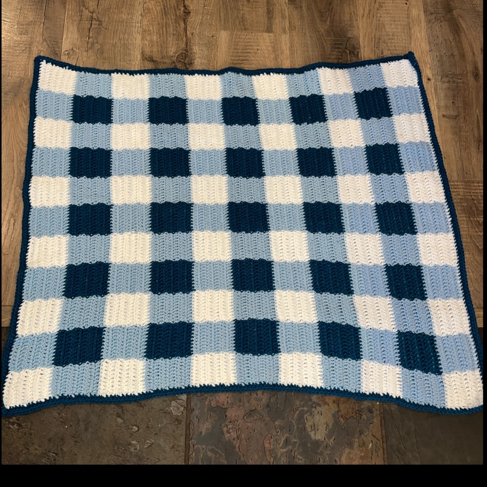 Blue White KNIT baby knit Blanket NEW Grannie Squares HAND Made Afghan 40x32”USA